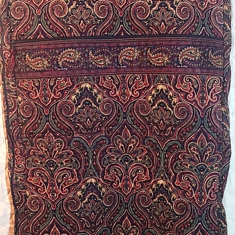 Vera Bradley dress bag  suit bag- dress garment bag.  Medallion Paisley